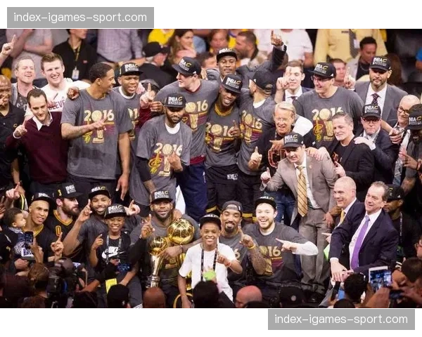 历史回顾：2016年骑士1-3逆转夺冠十周年，媒体重温经典