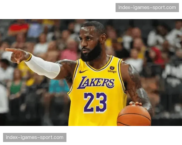 詹姆斯41岁105天再获周最佳，生涯70次创历史最老纪录